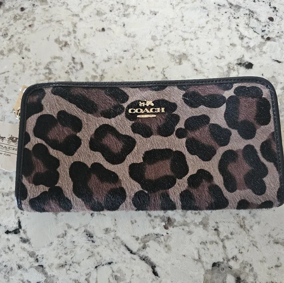 Coach Brown and Black Leopard Print Wallet - Picture 3 of 6